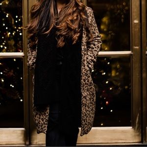Kendall & Kylie long cheetah coat
